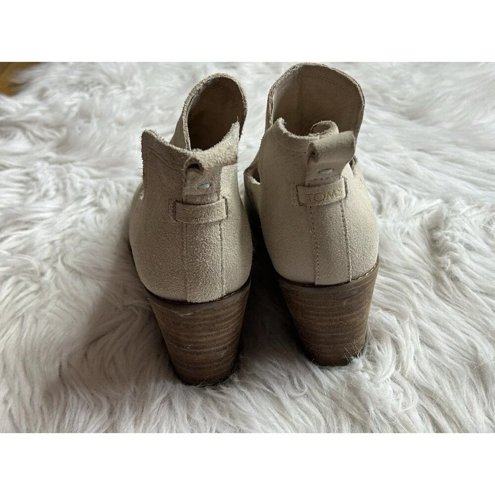 TOMS Women’s 8.5 Sand Beige Leather Wedge Ankle Booties Neutral Boho Career